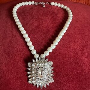 White House Black Market Pearl and Silver Statement Necklace you
